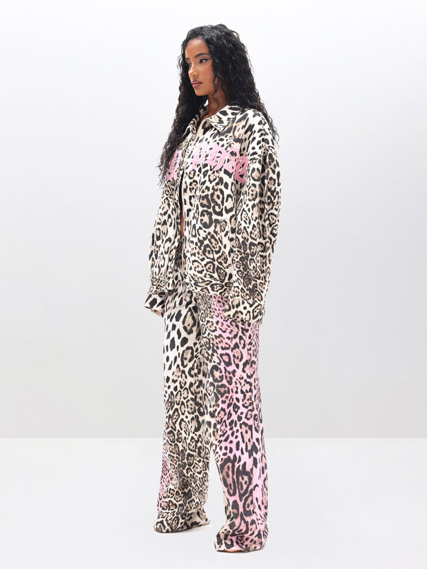 Baggy Jeans in Animal Print