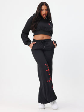 Oversized Cropped Hoodie, black hoodie styled with matching black sweatpants, on-model styling view