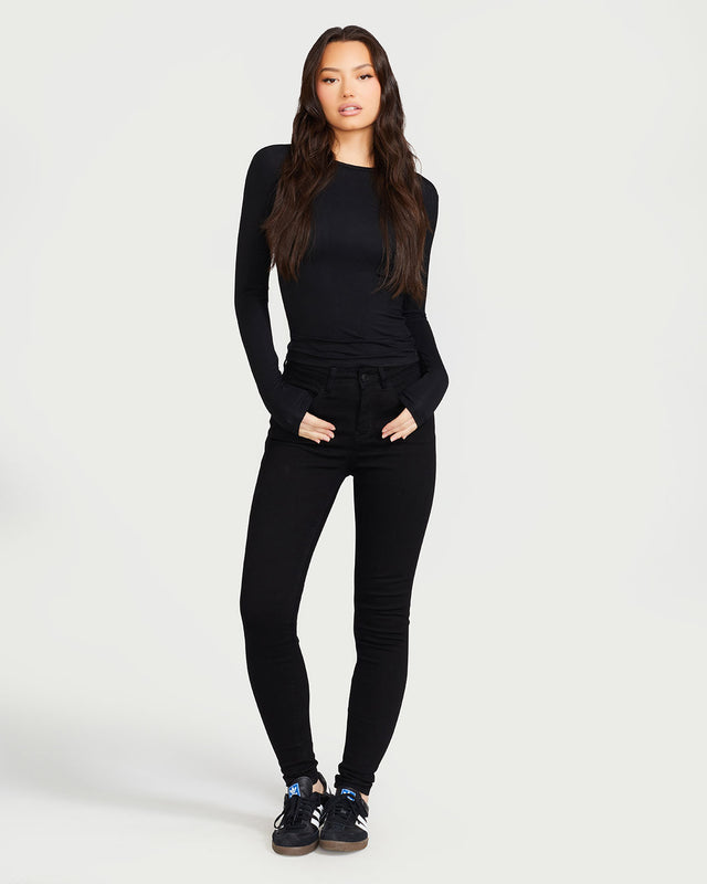 The Skinny Jean, black wash with sculpted fit, front full-body view